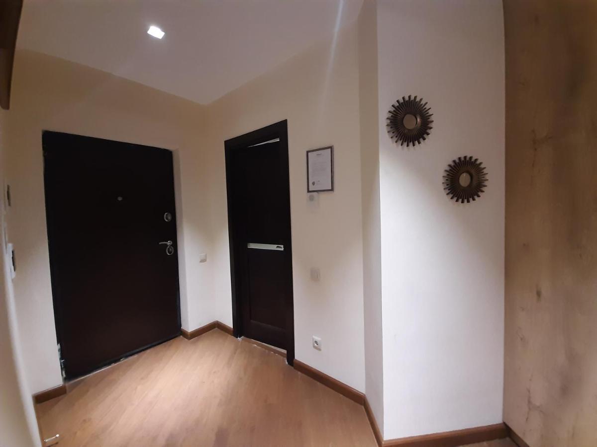 Pride Properties Welcomes You At 17 Buzant St 11-166 Yerevan Armenia 外观 照片