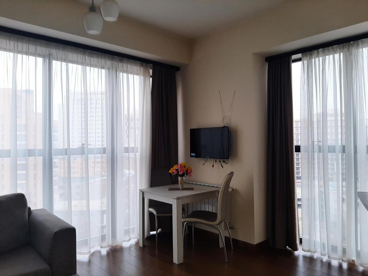 Pride Properties Welcomes You At 17 Buzant St 11-166 Yerevan Armenia 外观 照片