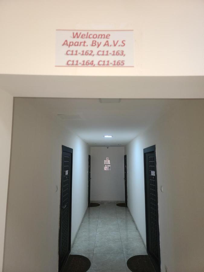 Pride Properties Welcomes You At 17 Buzant St 11-166 Yerevan Armenia 外观 照片