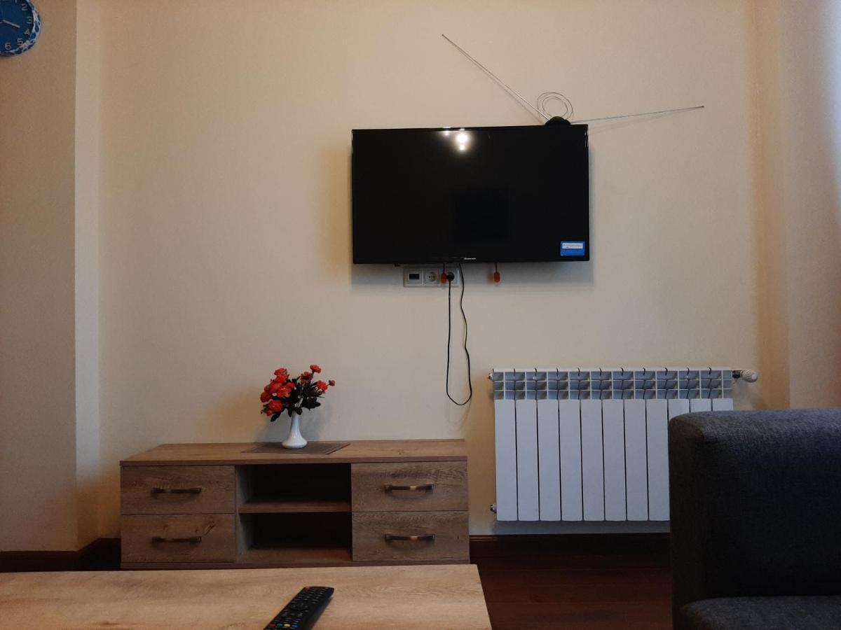 Pride Properties Welcomes You At 17 Buzant St 11-166 Yerevan Armenia 外观 照片