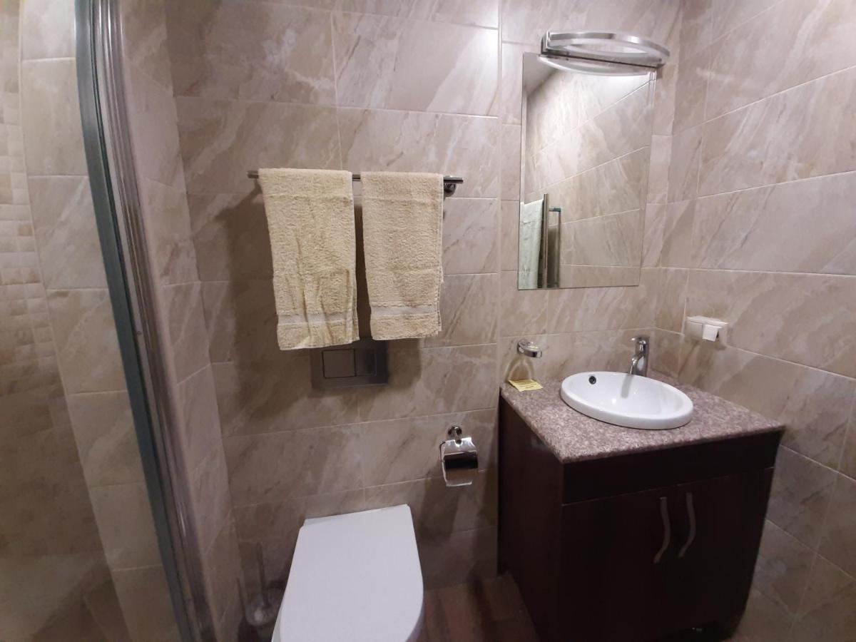 Pride Properties Welcomes You At 17 Buzant St 11-166 Yerevan Armenia 外观 照片